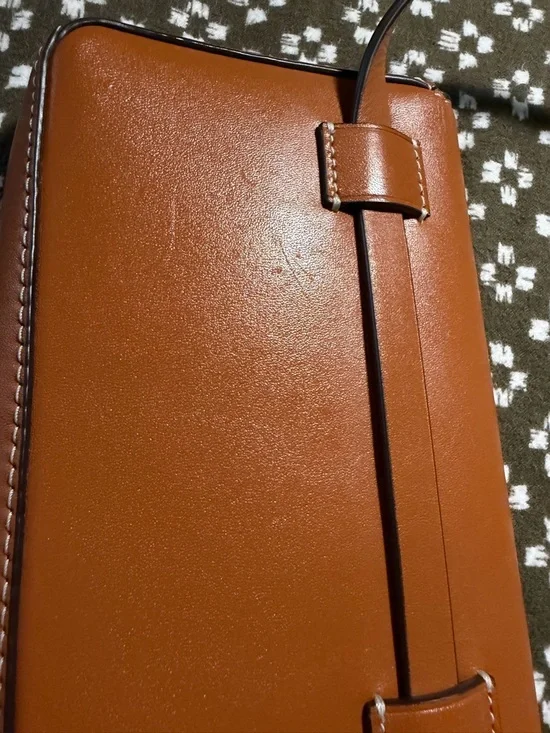 Leather Crossbody Bag in Cognac Brown - Picture 4 of 6